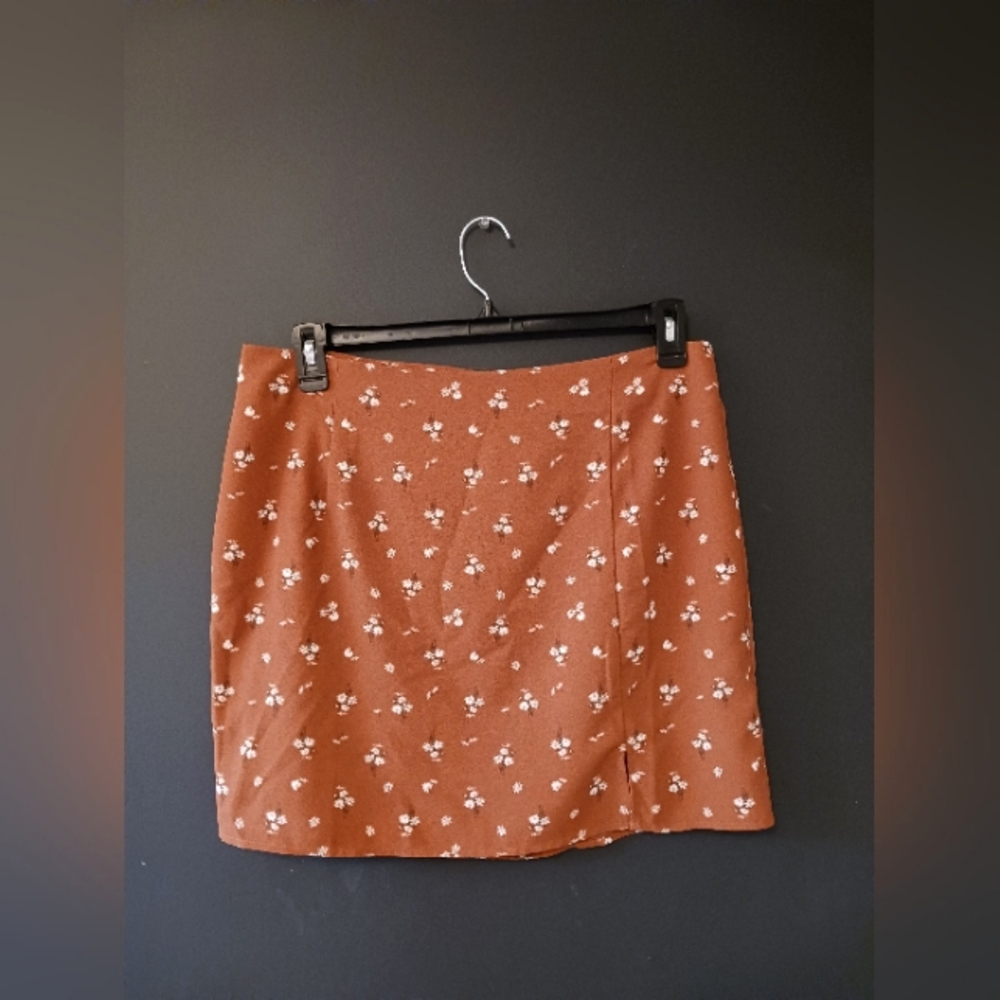 AEROPOSTALE XL WOMEN'S BROWN AND WHITE FLORAL SKIRT 🤎